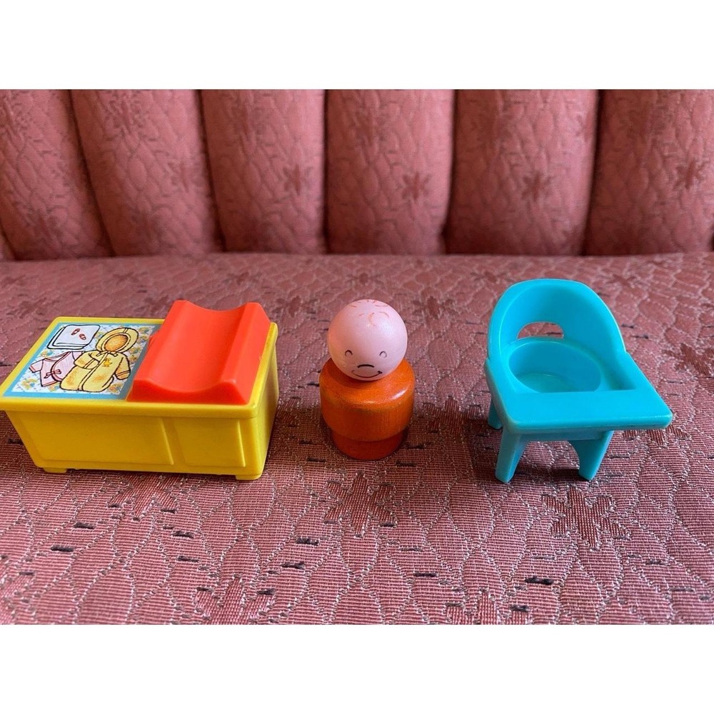 Fisher Price Little People Baby Crib Changing Table High Chair s58